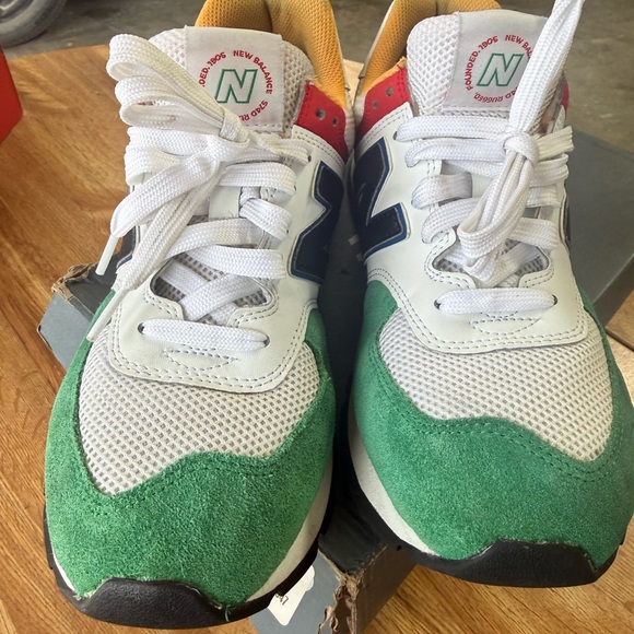 New Balance Green and Orange Sneakers - Picture 2 of 5